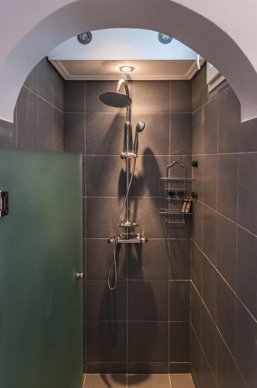 Apollon By Akroploro Apartmán *